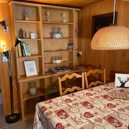 1 Apt, Kitchen, Patio, In Beautiful *